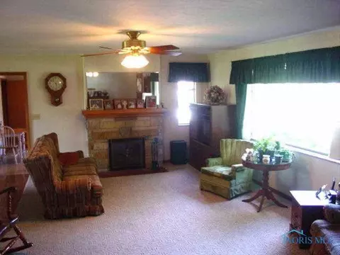 505 Sunny Dr, Bryan, OH 43506 photo 4