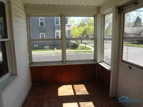 2002 Barrows, Toledo, OH 43613 photo 2