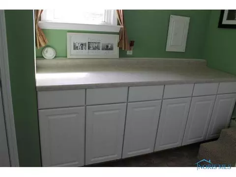 119 E Maple, Deshler, OH 43516 photo 6