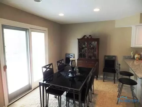 4607 Blackstone E Dr, Maumee, OH 43537 photo 9