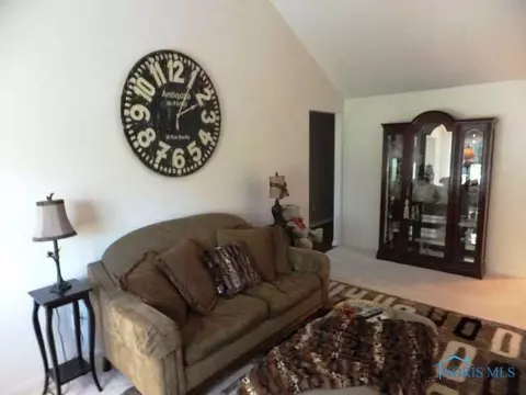 4607 Blackstone E Dr, Maumee, OH 43537 photo 5