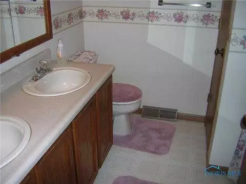 20910 W Yale, Williston, OH 43468 photo 9