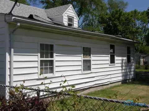 1106 Elysian, Toledo, OH 43607 photo 3