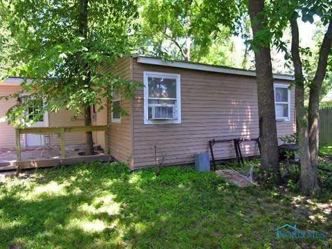 5035 Egger, Toledo, OH 43615 photo 6