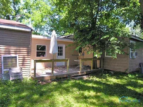 5035 Egger, Toledo, OH 43615 photo 5