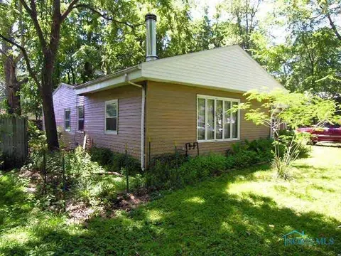 5035 Egger, Toledo, OH 43615 photo 2