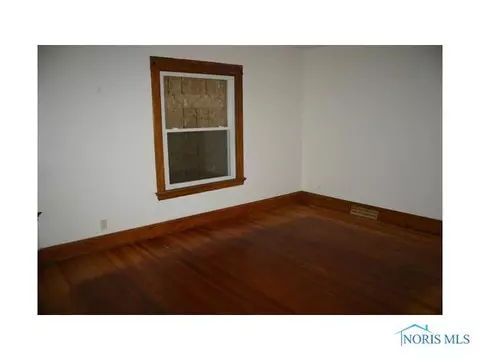 1742 Tecumseh, Toledo, OH 43607 photo 4