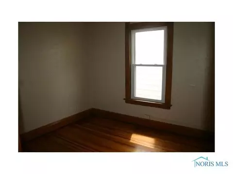 1742 Tecumseh, Toledo, OH 43607 photo 5