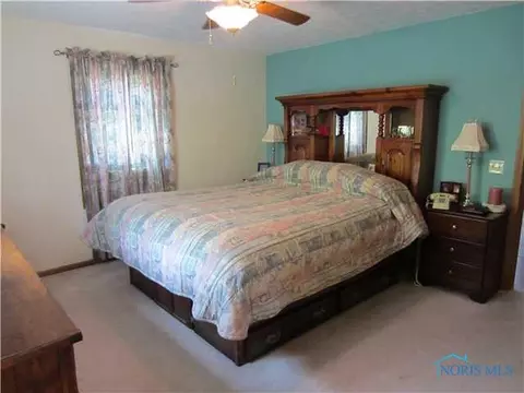 26322 E Broadway, Walbridge, OH 43465 photo 8