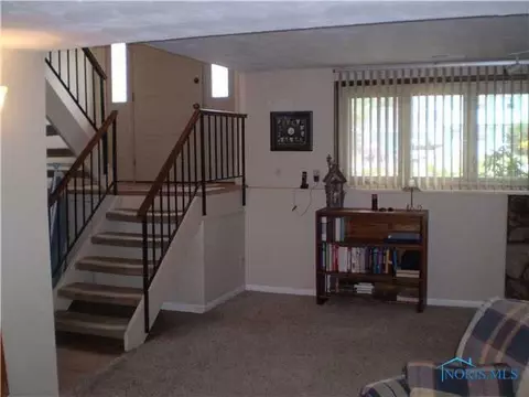 2932 Crocus, Oregon, OH 43616 photo 13
