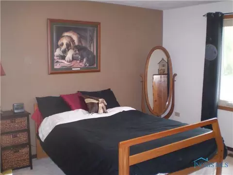 2932 Crocus, Oregon, OH 43616 photo 10