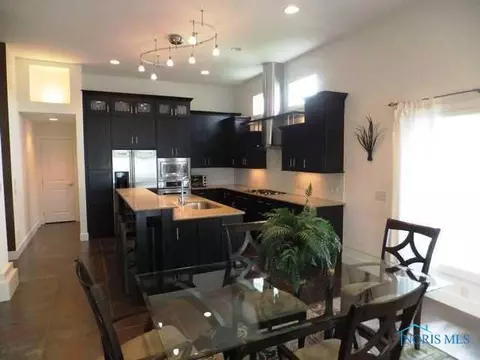 7004 Doe Ct, Maumee, OH 43537 photo 7