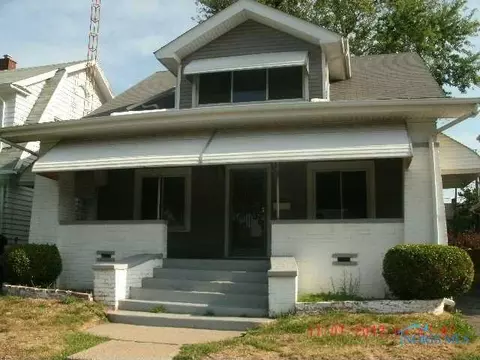 2026 Dorr, Toledo, OH 43607 photo 1