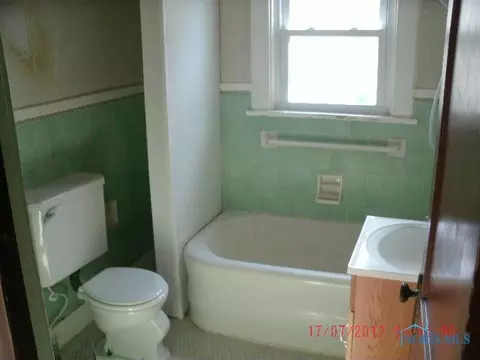 2026 Dorr, Toledo, OH 43607 photo 11