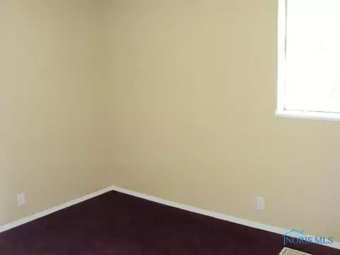 329 W Perry, Bryan, OH 43506 photo 7