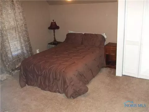 215 N Cherry, Bryan, OH 43506 photo 5