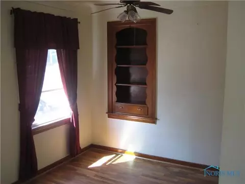 926 S Main St, Bryan, OH 43506 photo 6
