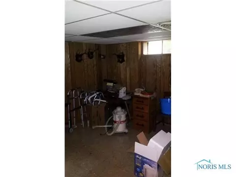 310 E Perry, Walbridge, OH 43465 photo 9