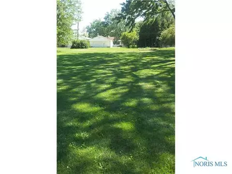 310 E Perry, Walbridge, OH 43465 photo 18