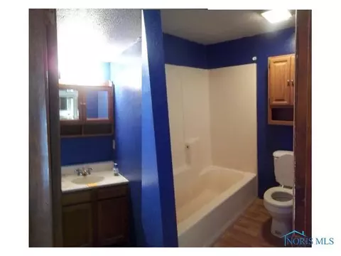 306 S Main, Bradner, OH 43406 photo 6