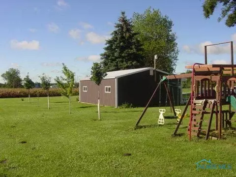 09036 County Road 18, West Unity, OH 43570 photo 6