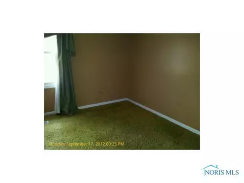 103 Oak Mdws, Bryan, OH 43506 photo 7