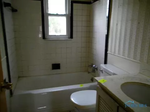 2302 Westmonte, Toledo, OH 43607 photo 7