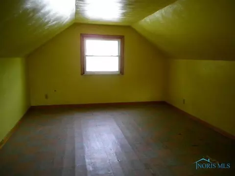 2302 Westmonte, Toledo, OH 43607 photo 9