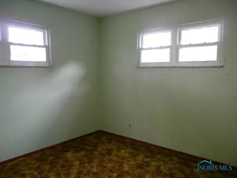 2302 Westmonte, Toledo, OH 43607 photo 6