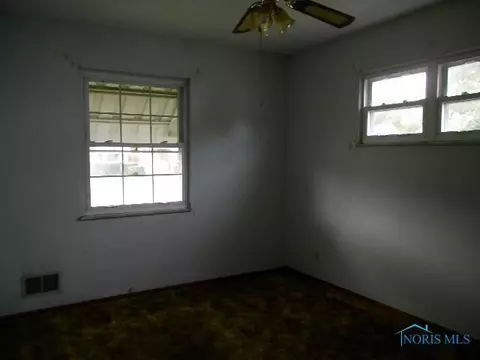 2302 Westmonte, Toledo, OH 43607 photo 5