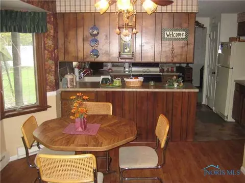 421 Rosemont Ave, Bryan, OH 43506 photo 7