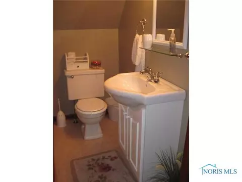 416 E High, Bryan, OH 43506 photo 5