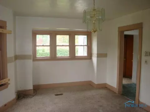 2001 Joffre St, Toledo, OH 43607 photo 4