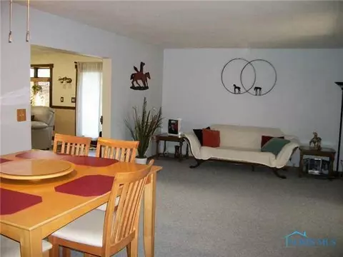 108 Avalon Dr, Bryan, OH 43506 photo 6