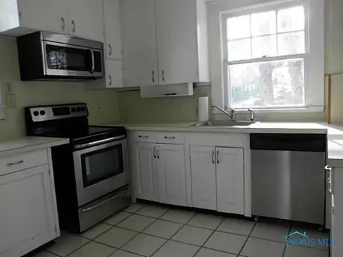 1950 Potomac, Toledo, OH 43607 photo 9