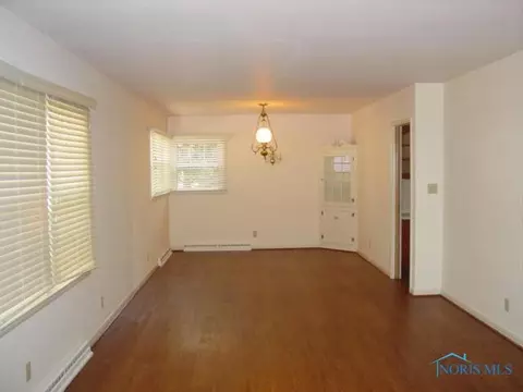 601 Circle Dr, Bryan, OH 43506 photo 3