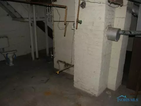1402 Shenandoah Rd, Toledo, OH 43607 photo 20