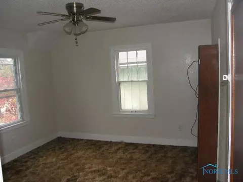 1402 Shenandoah Rd, Toledo, OH 43607 photo 12