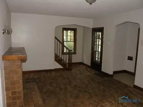 1402 Shenandoah Rd, Toledo, OH 43607 photo 5