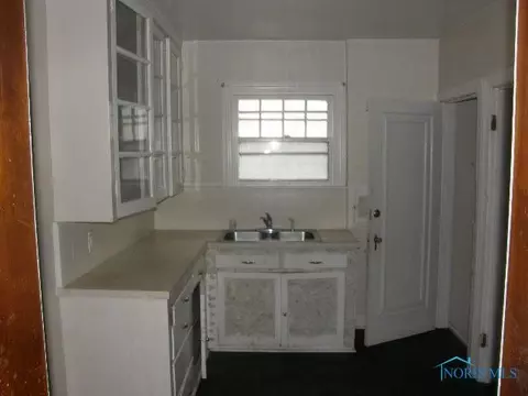 1402 Shenandoah Rd, Toledo, OH 43607 photo 7