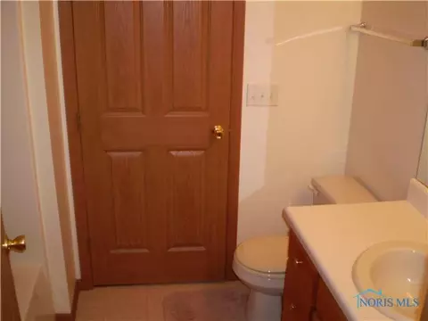 28136 Blue Grass, Walbridge, OH 43465 photo 12