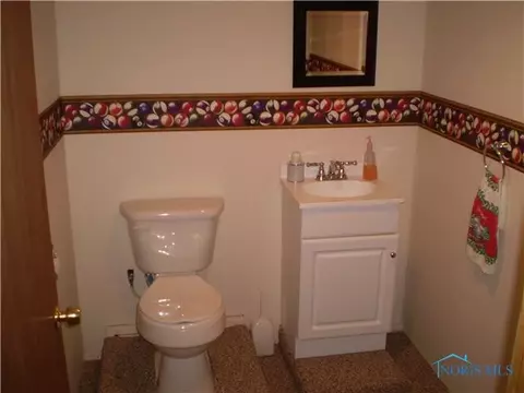 28136 Blue Grass, Walbridge, OH 43465 photo 16