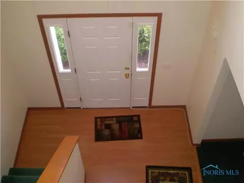 28136 Blue Grass, Walbridge, OH 43465 photo 2