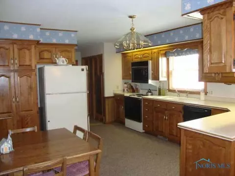 802 Walnut, Archbold, OH 43502 photo 8