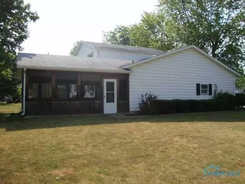 802 Walnut, Archbold, OH 43502 photo 4