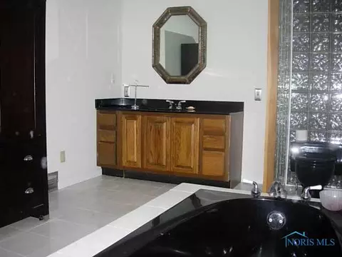 20935 W Toledo, Williston, OH 43468 photo 10