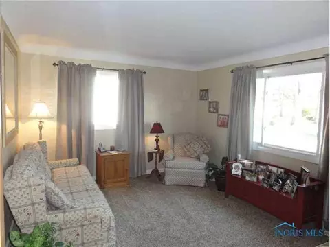 5453 Falla Ct, Toledo, OH 43613 photo 8