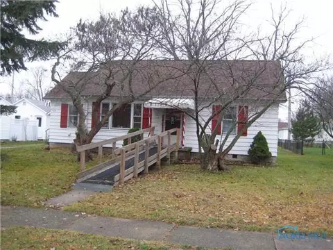 122 Avenue A, Bryan, OH 43506 photo 1