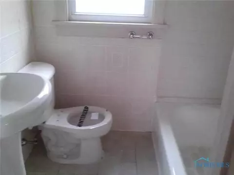 1205 Searles, Toledo, OH 43607 photo 7