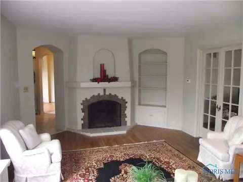 2032 Parkside, Toledo, OH 43607 photo 3
